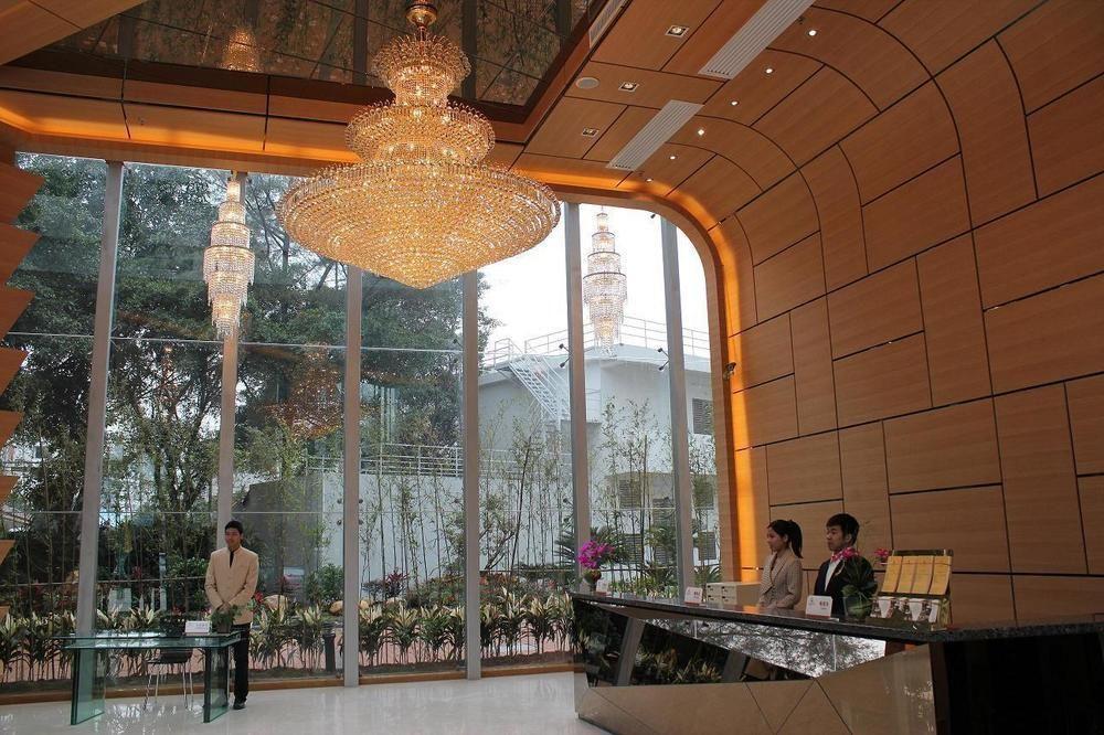 Guangzhou Hui Li Hua Yuan Holiday Hotel Екстер'єр фото